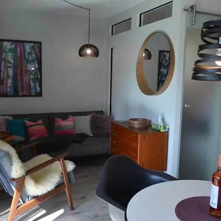 Moore Apartment *