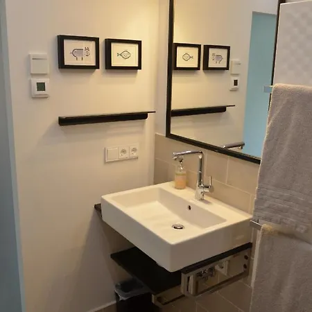 Apartment Moore