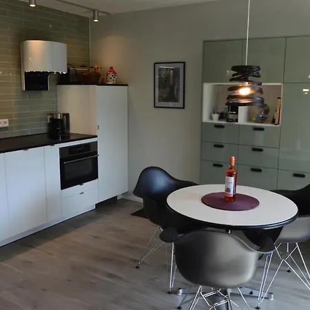 Moore Apartment *